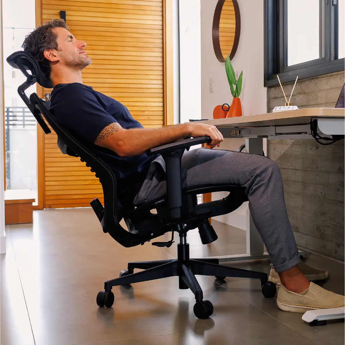 Cadeira Ergonômica Elements Vertta Pro